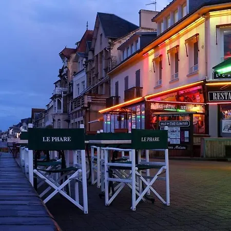 Beau F2, Vue Sur Mer, A Deux Pas De Courseulles. Bernieres-sur-Mer Exterior photo